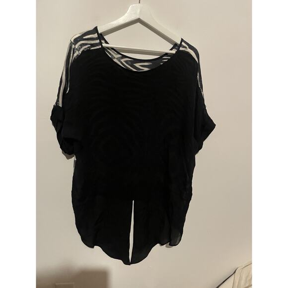 Lola & Sophie printed Black Yellow Abstract Silk Blouse Size Medium - Picture 6 of 6